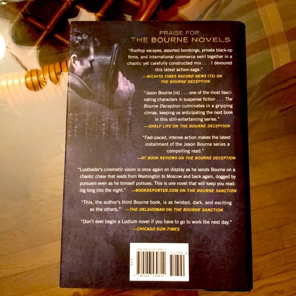 Robert Ludlum The Bourne Objective - Picture 2 of 2